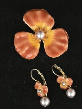 Laila Rowe Enamel Painted Orange Yellow Flower Pearl Pendant Brooch Earrings